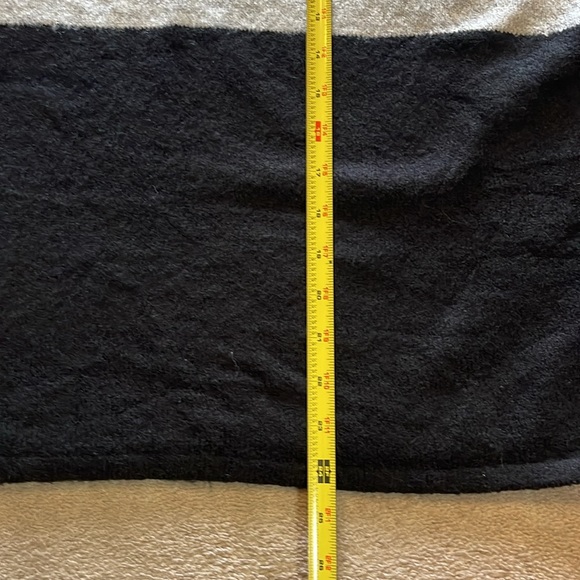 Ann Taylor Cape sweater - Picture 6 of 6